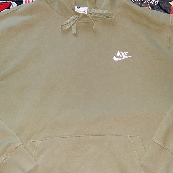 Nike Light Olive Green Hoodie - Picture 4 of 7